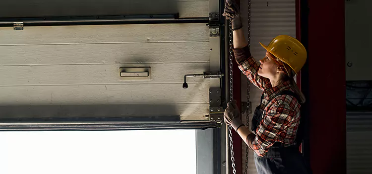 Addressing Common Garage Door Stoppage Issues in Rockwall, TX